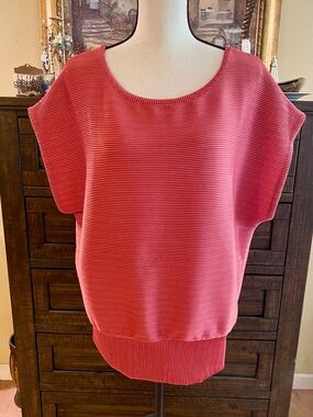 Boxy Ribbed Short-Sleeve Top - Coral Pink